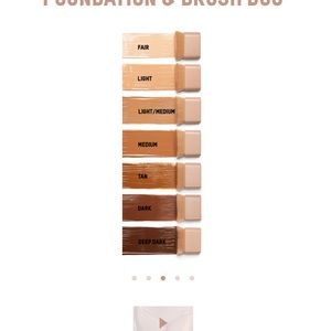 KKW BODY FOUNDATION & BRUSH DUO